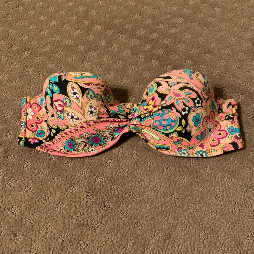 Victoria’s Secret bathing suit top